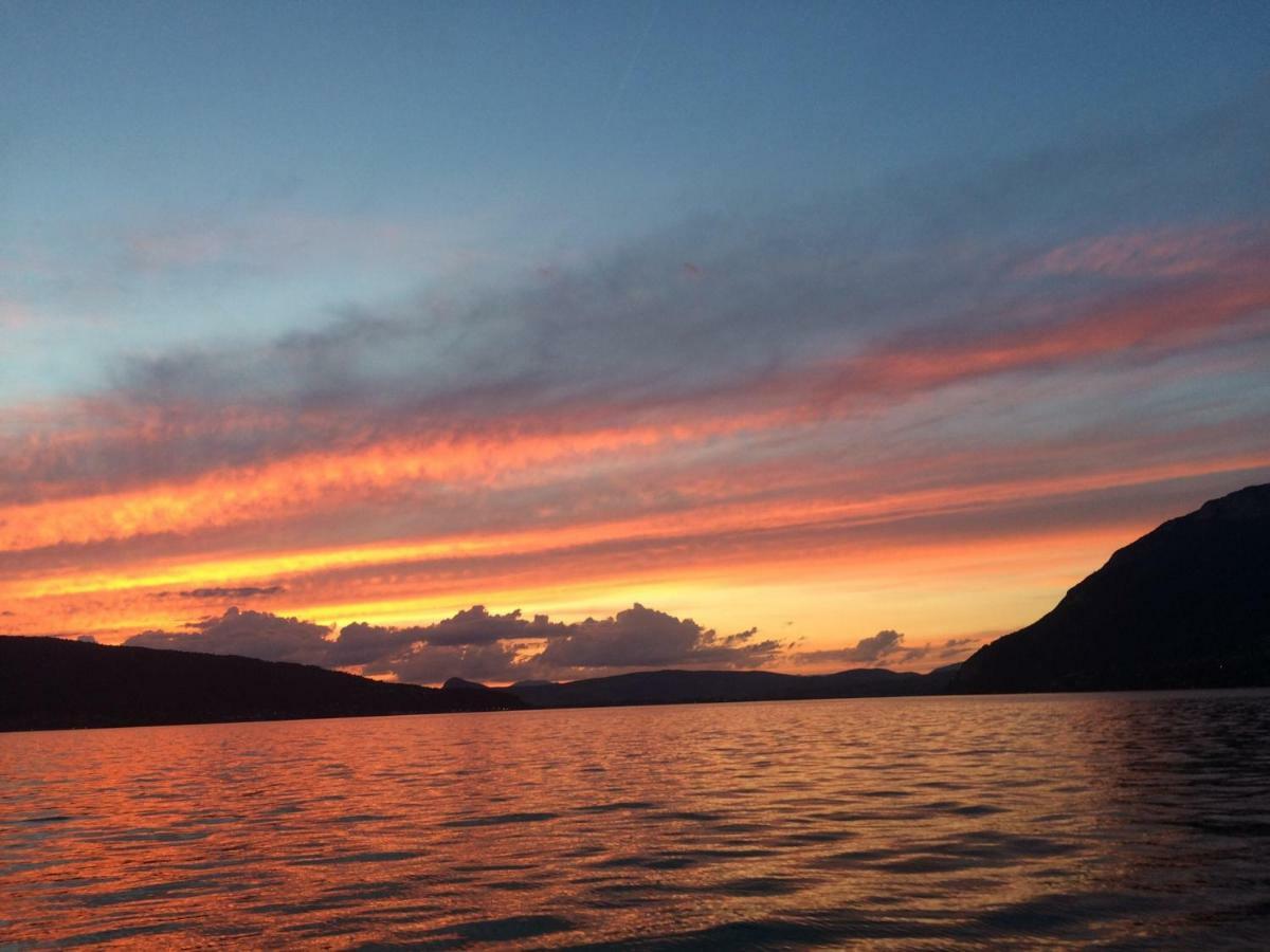 La Baie Des Voiles ,Vue Lac D'Annecy ,Plage Privee Duingt Exterior foto